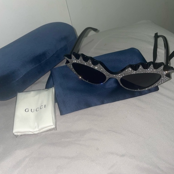 Gucci GG0781S 003 CRYSTALS CAT-EYE FRAME Sunglasses - Picture 7 of 17
